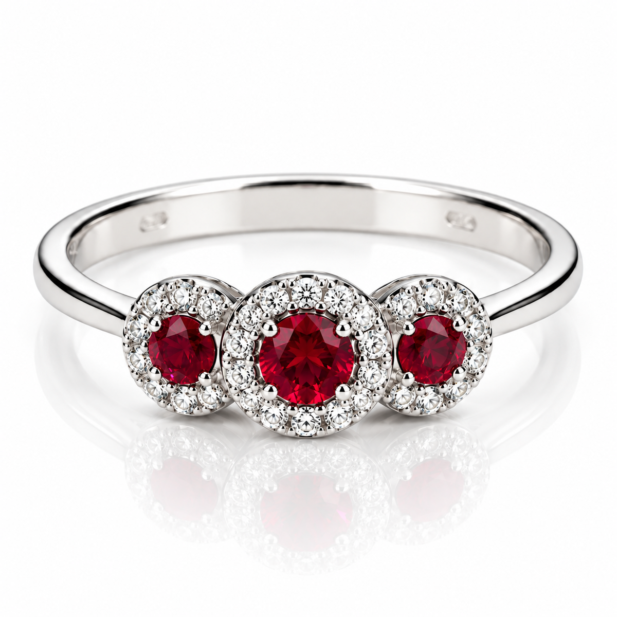 Anello trilogy magic con diamanti ct 0,24 e rubini ct 0,45 in oro bianco 18kt (750)
