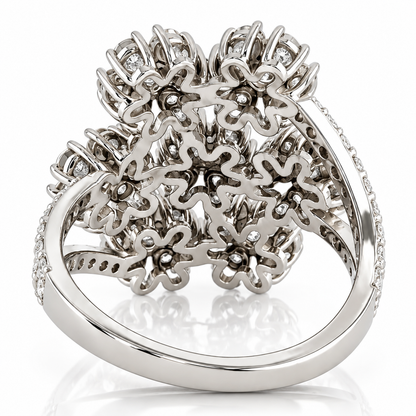 Anello da cocktail Astralia con diamanti ct 2,19 in oro bianco 18Kt (750)