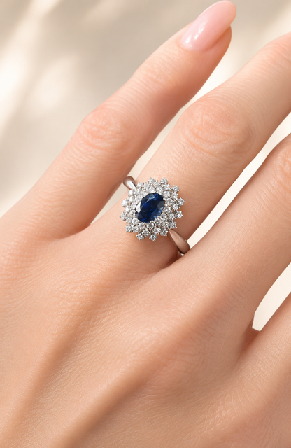 Anello con zaffiro ovale ct 0,84 diamanti ct 0,30 in oro 18kt (750)