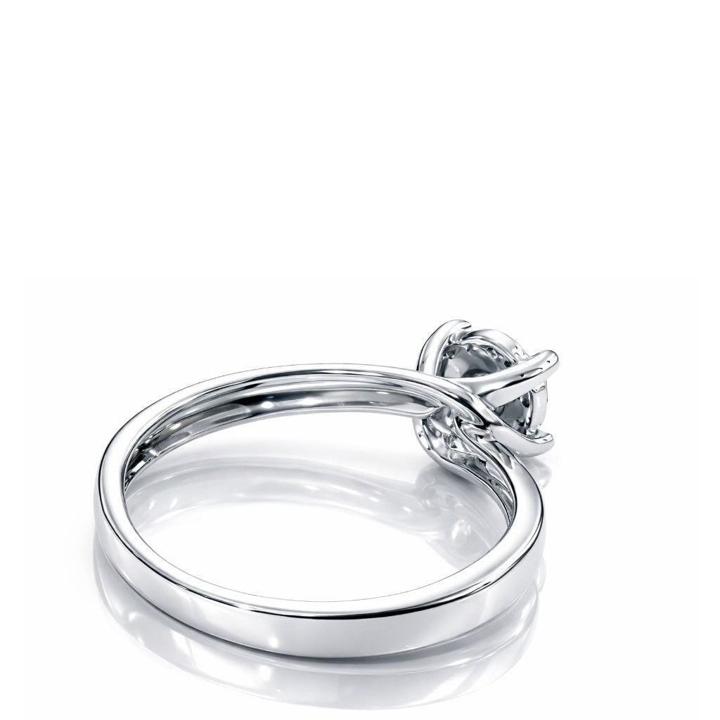 Anello solitario modello magic con diamanti ct 0,18 in oro bianco 18kt (750)