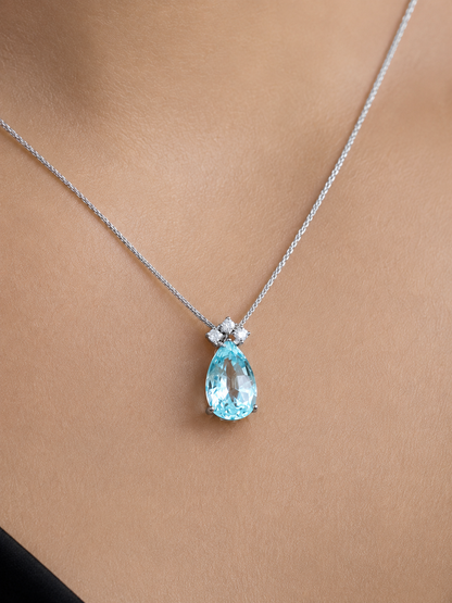 Collana acquamarina 5,10 ct e diamanti ct 0,21 in oro bianco 18kt (750)
