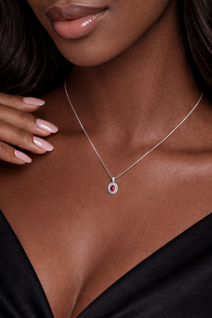Collana pendente ovale con Diamanti 0,40 ct e Rubino 0,63 ct in oro bianco 18kt (750)