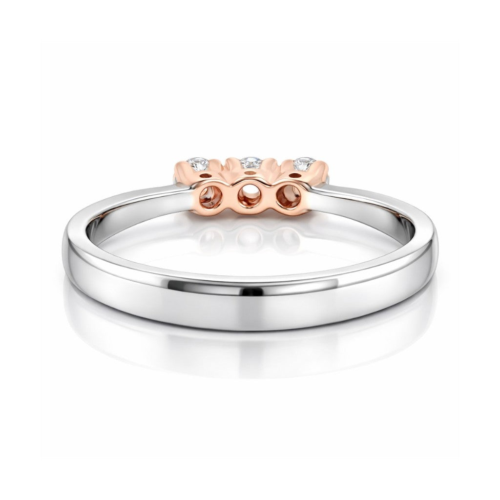 Anello trilogy con diamanti ct 0,45 in oro bianco e rosa 18kt (750)