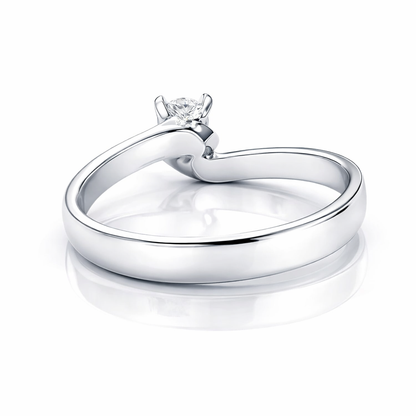 Anello solitario con diamanti ct 0,20 in oro bianco 18kt (750)