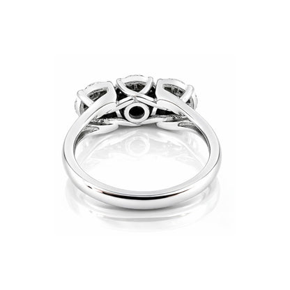 Anello trilogy magic con diamanti 0,93 ct in oro bianco 18kt (750)