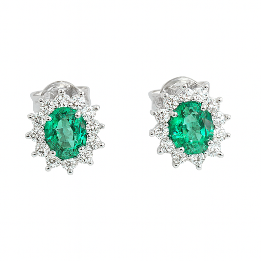 Orecchini con smeraldo 0.53 ct e diamanti ct 0,25 in oro bianco 18kt (750)