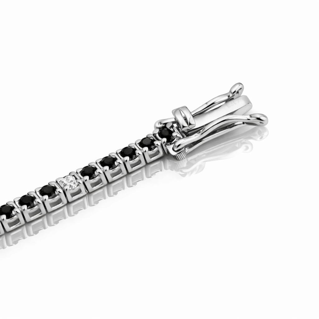 Bracciale Tennis con Diamanti Neri ct 4,34  Diamanti Bianchi ct 0,27 in oro bianco 18kt (750) - 21 cm