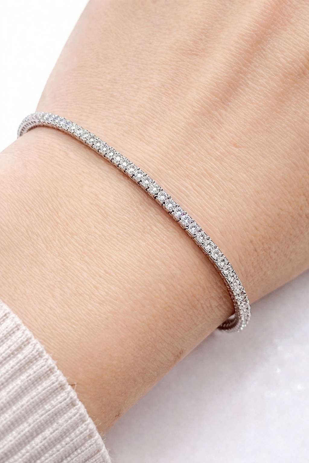 Bracciale tennis piramidale con diamanti bianchi ct 0,91  in oro bianco 18kt (750) - 20cm