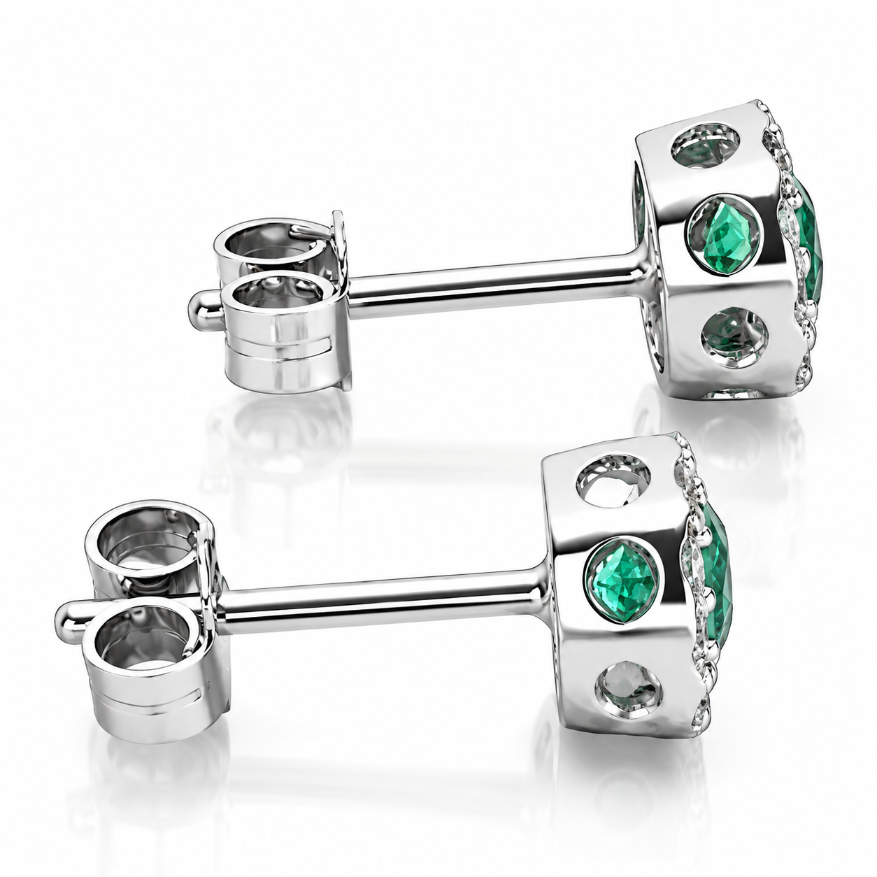 Orecchini con diamanti ct 0.23 e Smeraldi ct 0,55 in oro bianco 18kt (750)