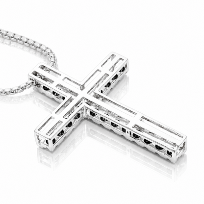 Collana croce con diamanti ct 0,62 in oro bianco 18kt (750)