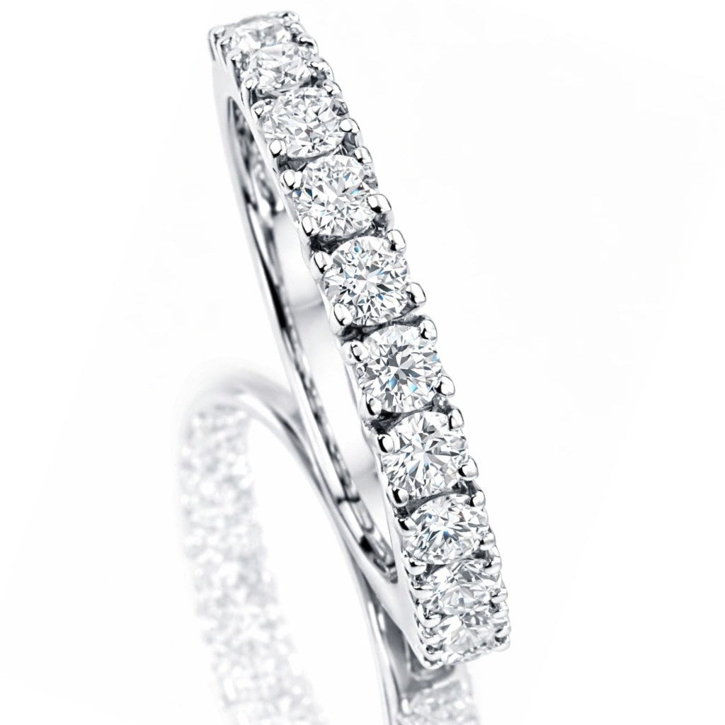 Anello veretta eternity con diamanti ct 1,70 in oro bianco 18Kt (750)