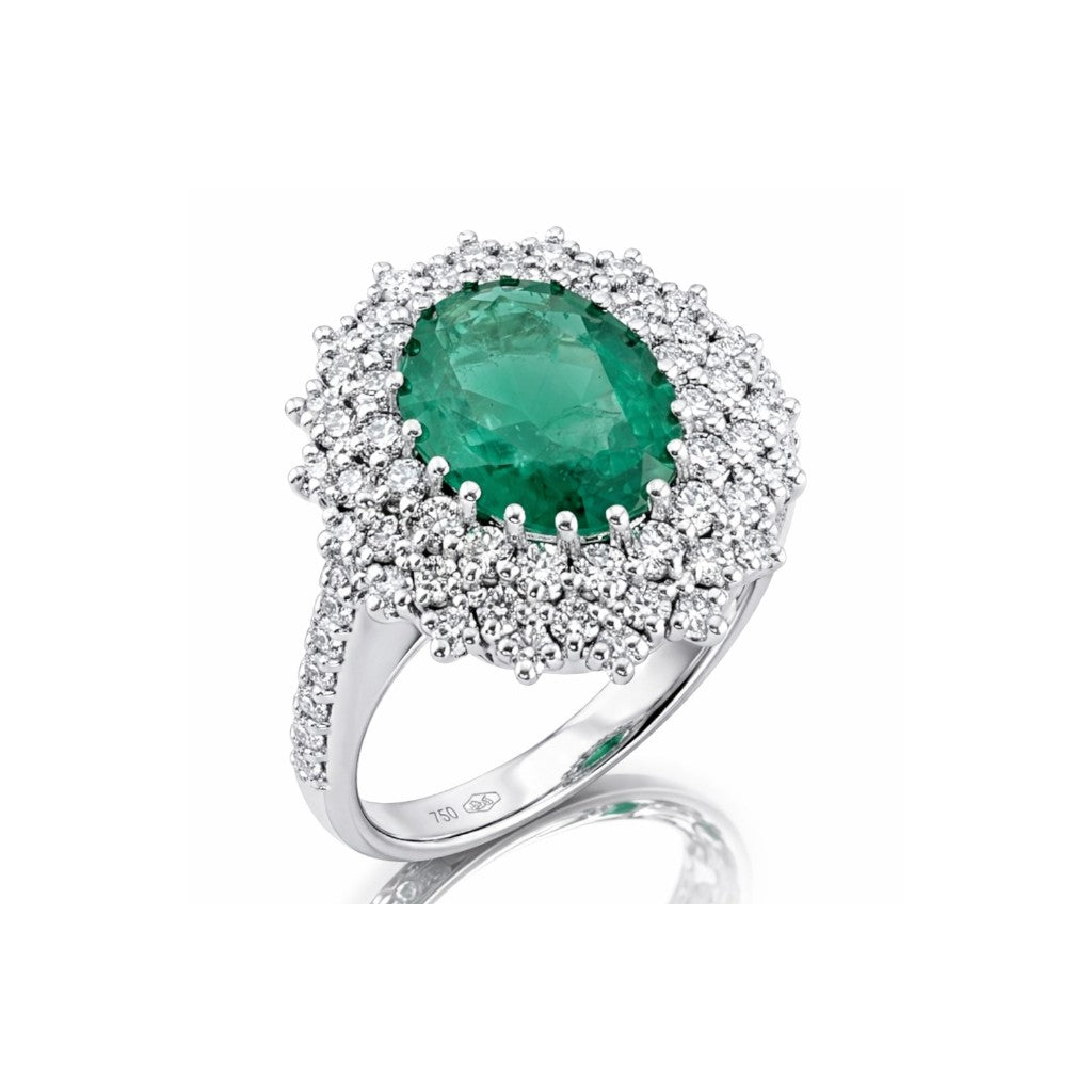 Anello con Smeraldo Ovale ct 1,73 e Diamanti ct 0,83 in oro bianco 18kt (750)