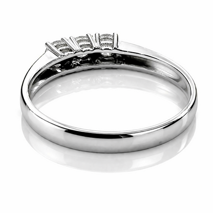 Anello trilogy con diamanti ct 0,15 in oro bianco 18Kt (750)