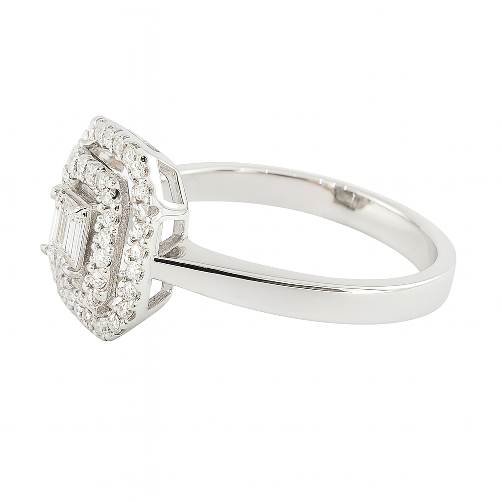 Anello rettangolare in oro bianco 18k impreziosito da diamanti bianchi 0,60 ct