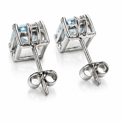 Orecchini con topazio 3,80 ct e diamante 0,05 ct in oro bianco 18Kt (750)