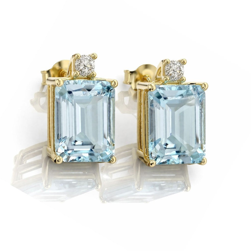 Orecchini con topazio 3,80 ct e diamante 0,05 ct in oro giallo 18Kt (750)