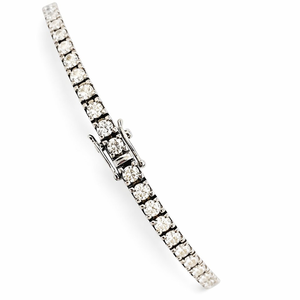Bracciale Tennis con diamanti ct 4,50 in oro bianco 18kt (750) con certificato IGI