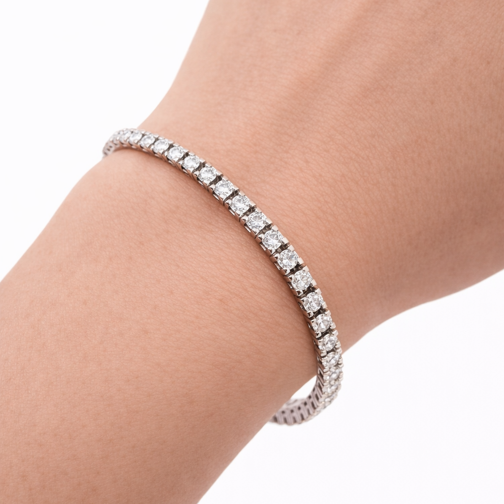 Bracciale Tennis con diamanti ct 4,50 in oro bianco 18kt (750) con certificato IGI