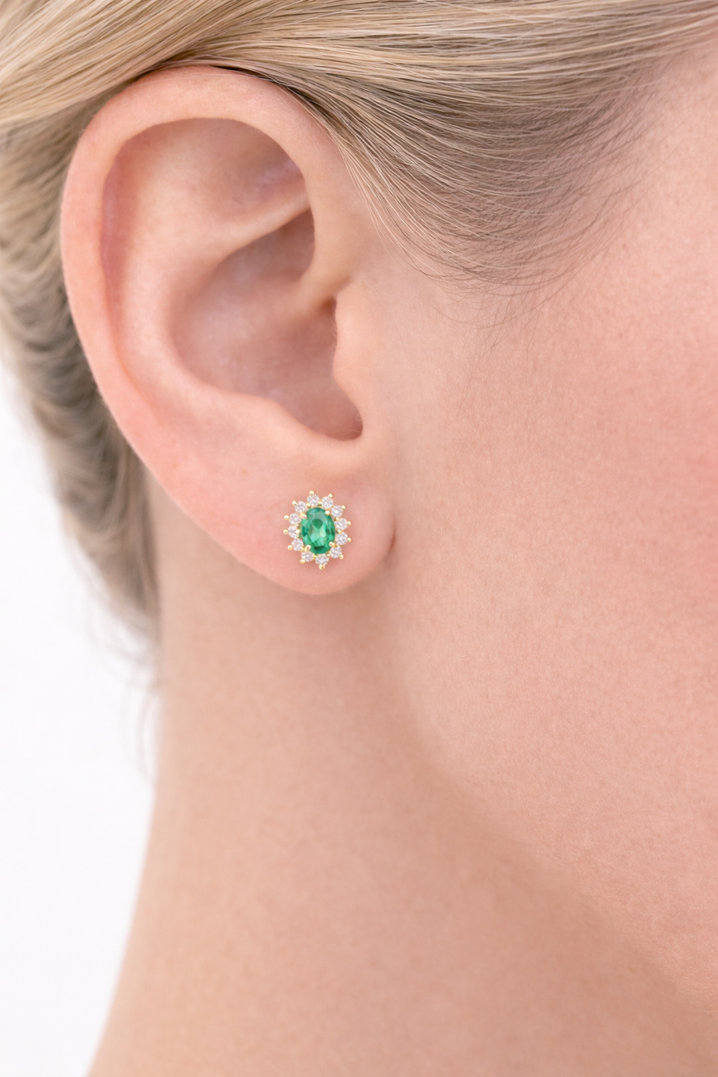 Orecchini con smeraldo ct 1,00 e diamanti ct 0,38 in oro giallo 18kt (750)