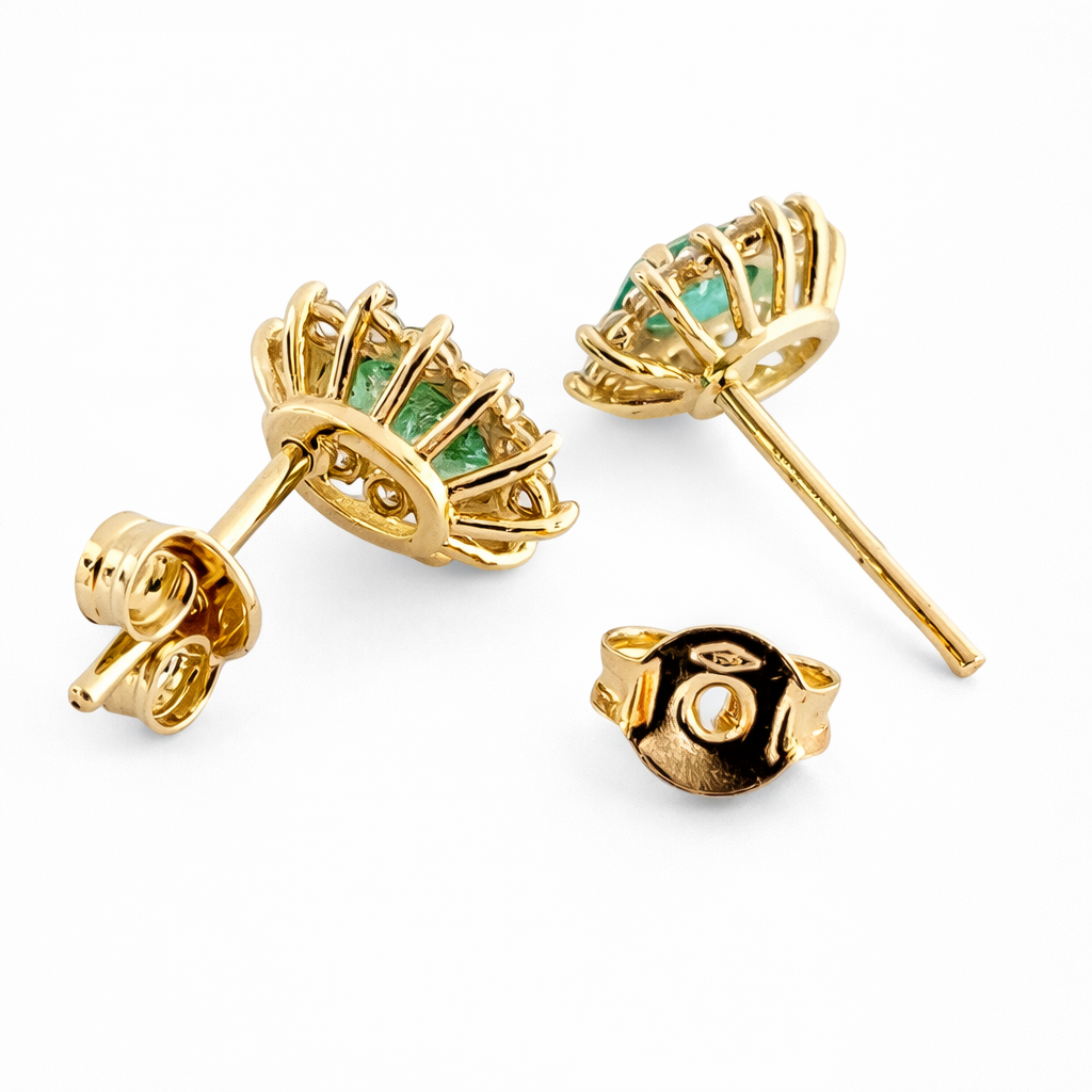 Orecchini con smeraldo ct 1,00 e diamanti ct 0,38 in oro giallo 18kt (750)