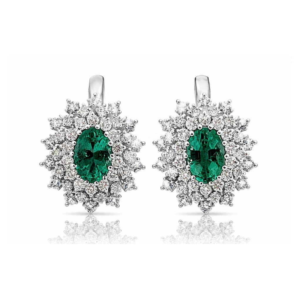 Orecchini ovali con doppio giro di diamanti ct 0,75 e di smeraldi 1,25 ct in oro bianco 18 kt (750)