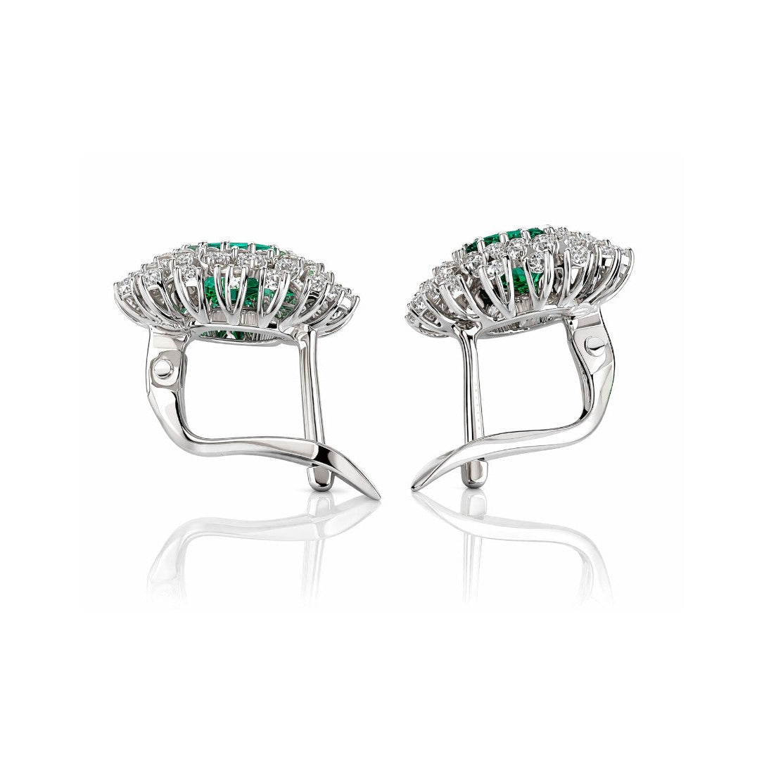 Orecchini ovali con doppio giro di diamanti ct 0,75 e di smeraldi 1,25 ct in oro bianco 18 kt (750)