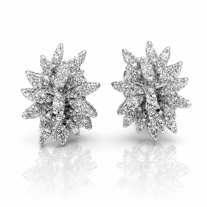 Orecchini petali con diamanti ct 0,60 in oro bianco 18kt (750)