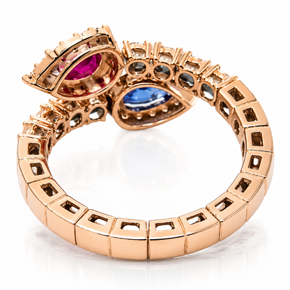 Anello contrarié diamanti ct 0.80 zaffiro ct 0.52 e rubino ct 0.58 a goccia in oro rosa 18kt (750)