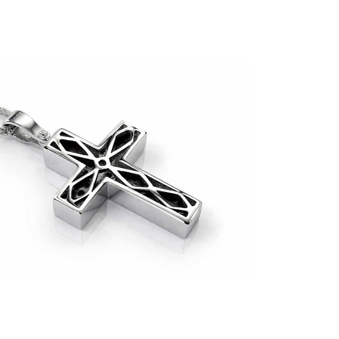 Collana con pendente a croce in pavé con zaffiri rosa ct 0,51 e diamanti bianchi naturali ct 0,24 in oro bianco 18 kt (750)