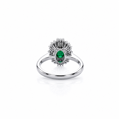 Anello con smeraldo ovale ct 1,60 e diamanti ct 0,60 in oro bianco 18kt (750)