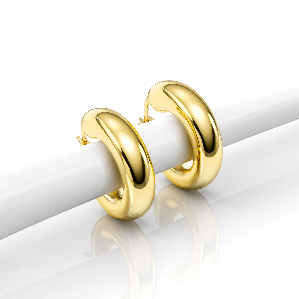 Orecchini a cerchio bombati in oro 18kt (750) - 3.50gr - Oreficeria