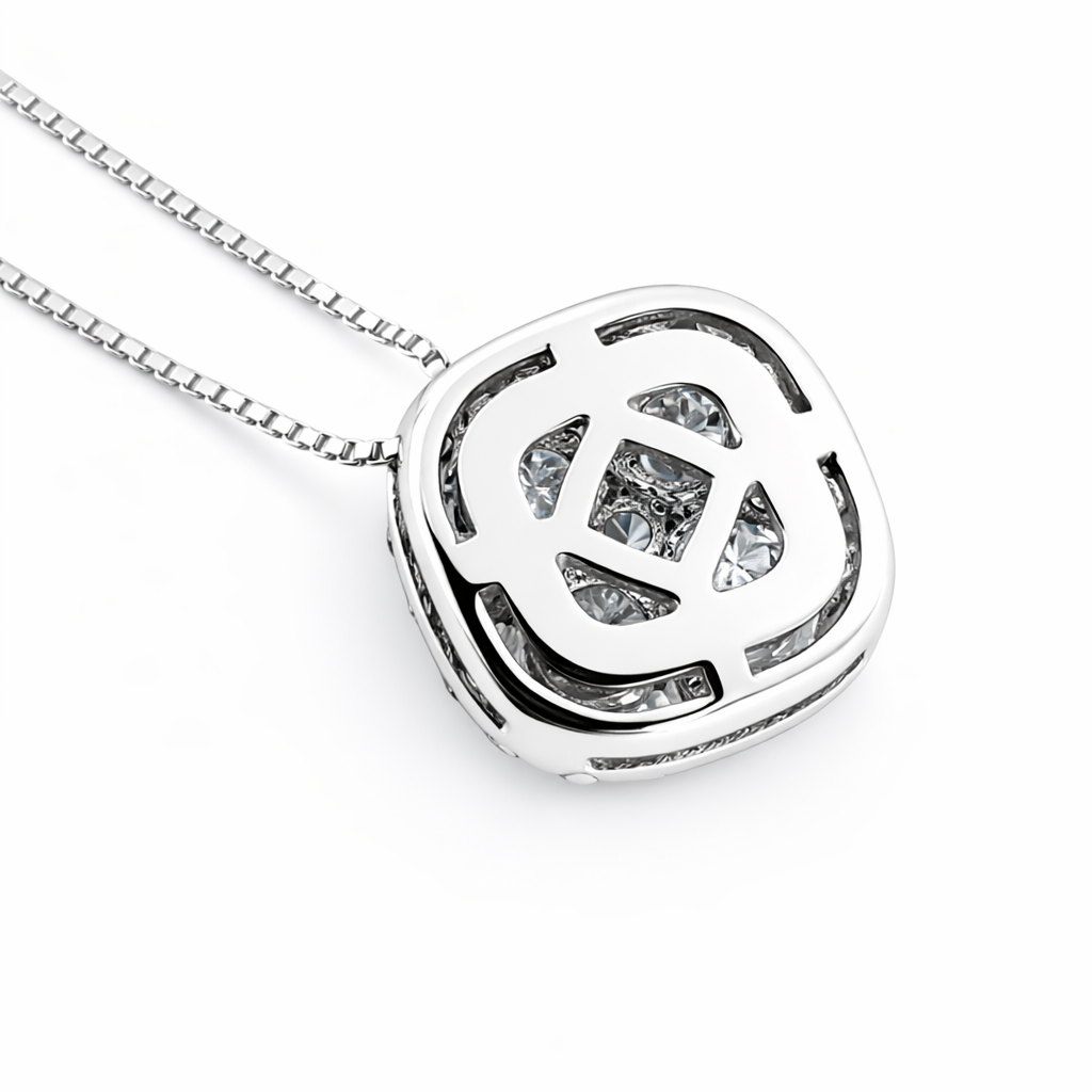 Collana con pendente punto luce magic con diamanti ct 0,58 in oro bianco 18kt (750)