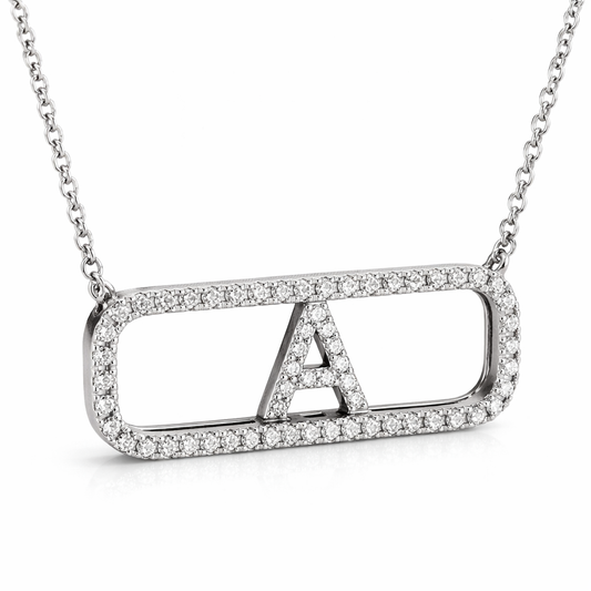 Collana con pave' di Diamante ct 0,50 con iniziale in Oro Bianco 18kt (750)