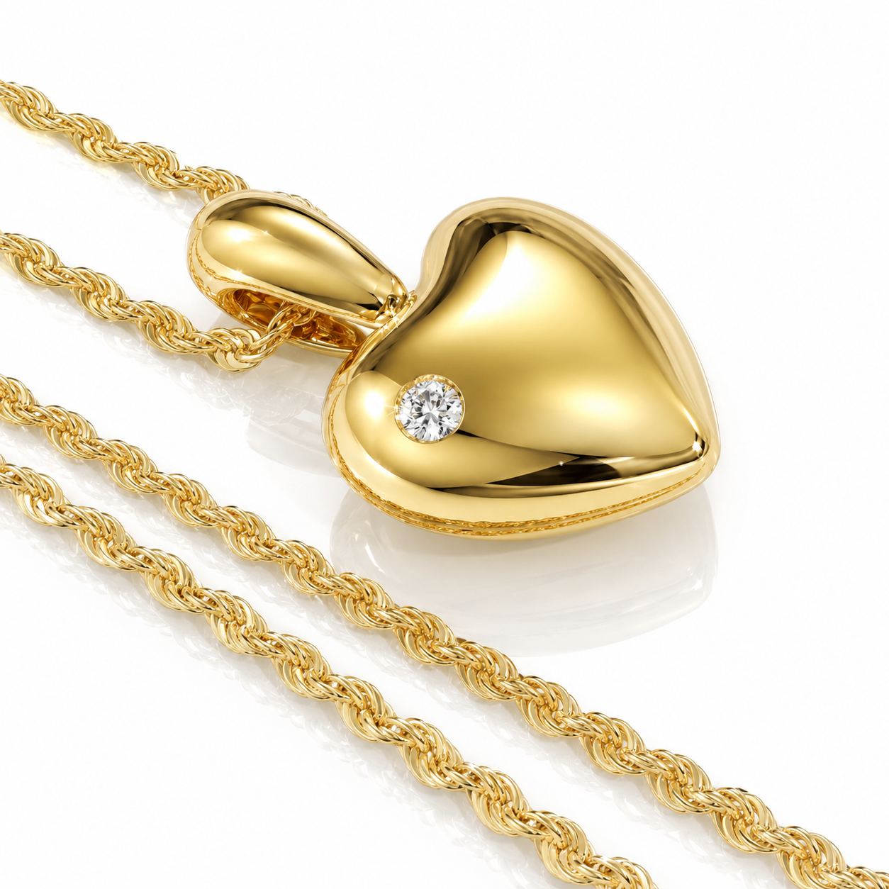 Collana cuore bombato lucido diamante bianco ct 0,06 in oro giallo 18kt (750)