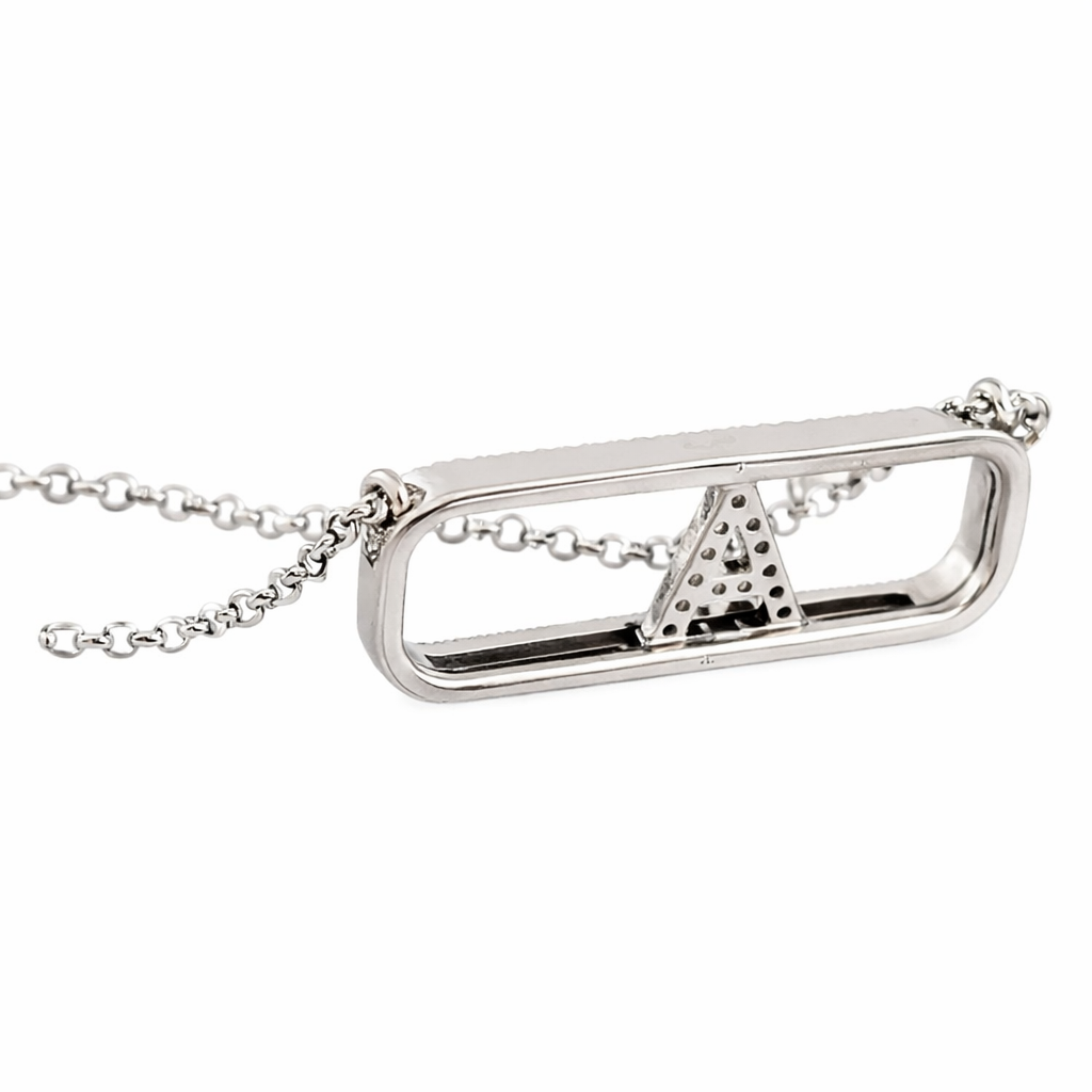Collana con pave' di Diamante ct 0,50 con iniziale in Oro Bianco 18kt (750)