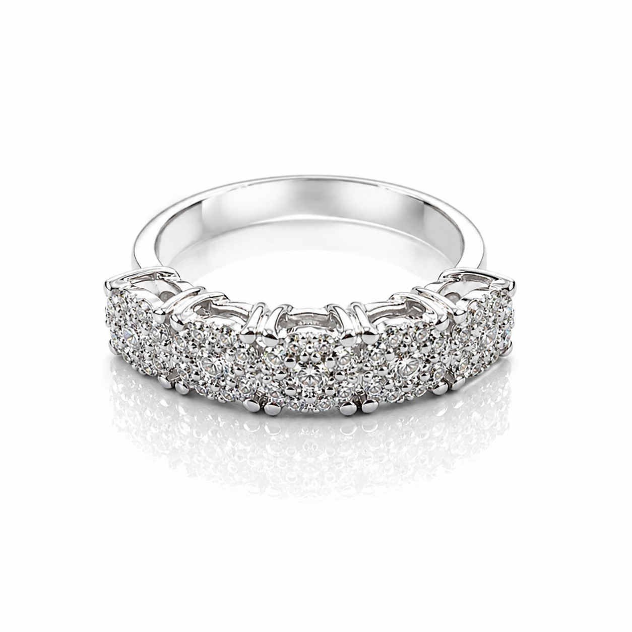 Anello riviera con pavé di diamanti ct 0,48 in oro bianco 18 kt (750)