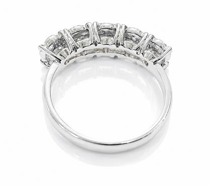 Anello riviera con pavé di diamanti ct 0,48 in oro bianco 18 kt (750)