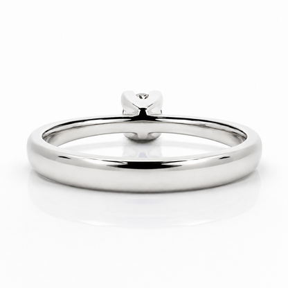 Anello solitario 4 griffe con diamante ct 0,20 in oro bianco 18kt (750)