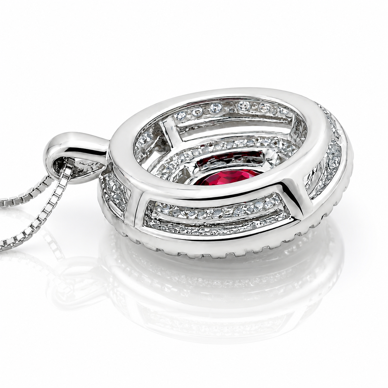 Collana con doppio giro di diamanti ct 0,40 e rubino ct 0,63 in oro bianco 18kt (750)