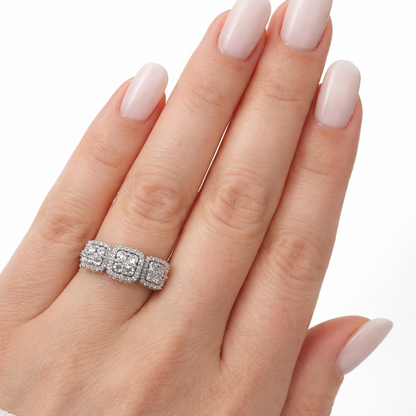 Anello trilogy con diamanti ct 1,10 in oro bianco 18kt (750)