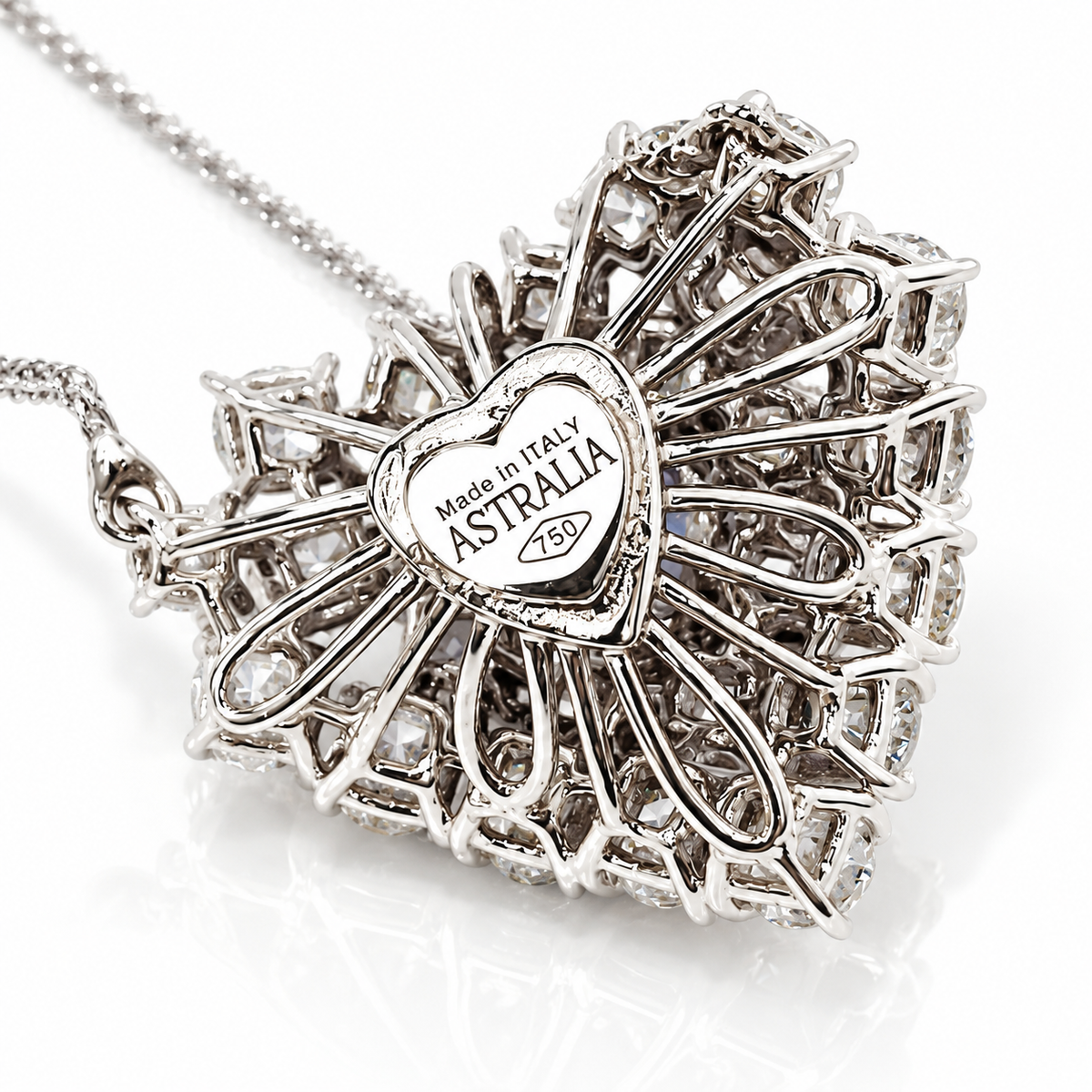 Collana cuore Astralia con zaffiro ct 1,05 e diamanti ct 2,72 in oro bianco 18kt (750) certificazione AIG MILAN