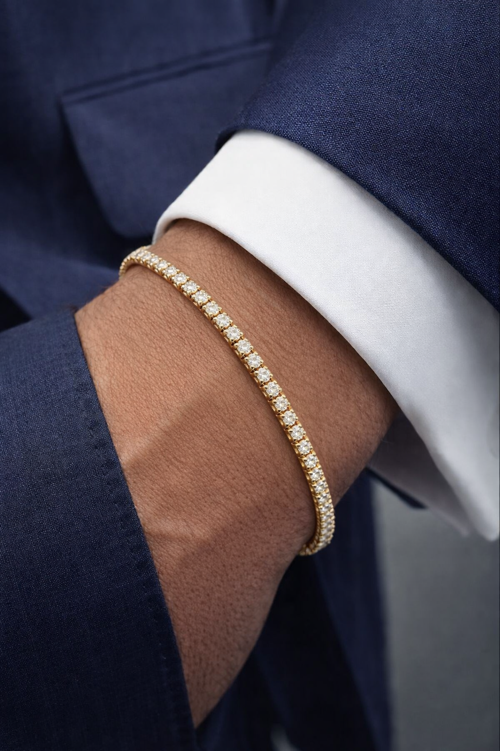 Bracciale modello tennis con Diamanti bianchi naturali CT 3,00 - 18 cm - in oro giallo 18kt (750)