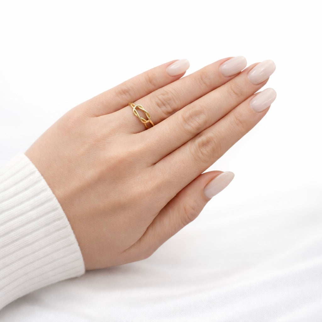 Anello nodo in oro giallo 18Kt (750) - 1.46 gr - Oreficeria