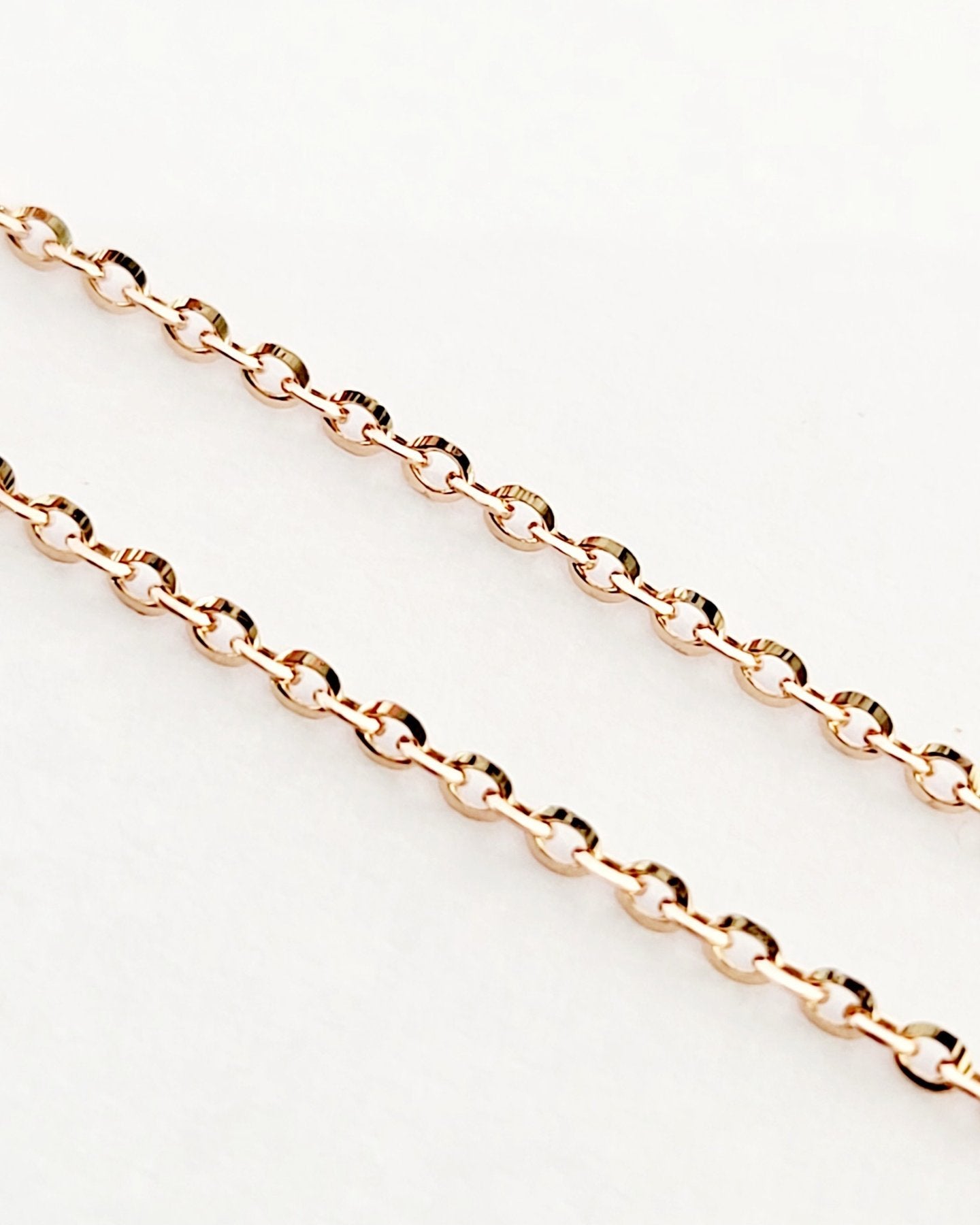 Collana e pendente lettera personalizzabile "N" con Diamanti 0,20 ct in Oro Rosa 18 kt (750)