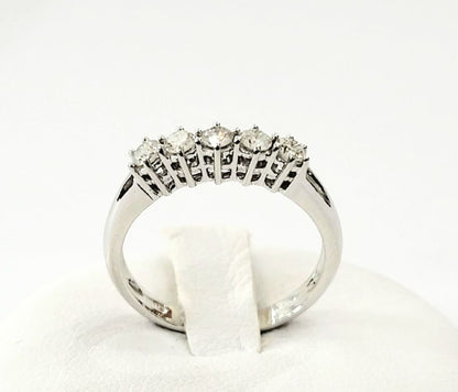 Anello Veretta a 5 Diamanti 0,50 ct in Oro bianco 18 kt (750)