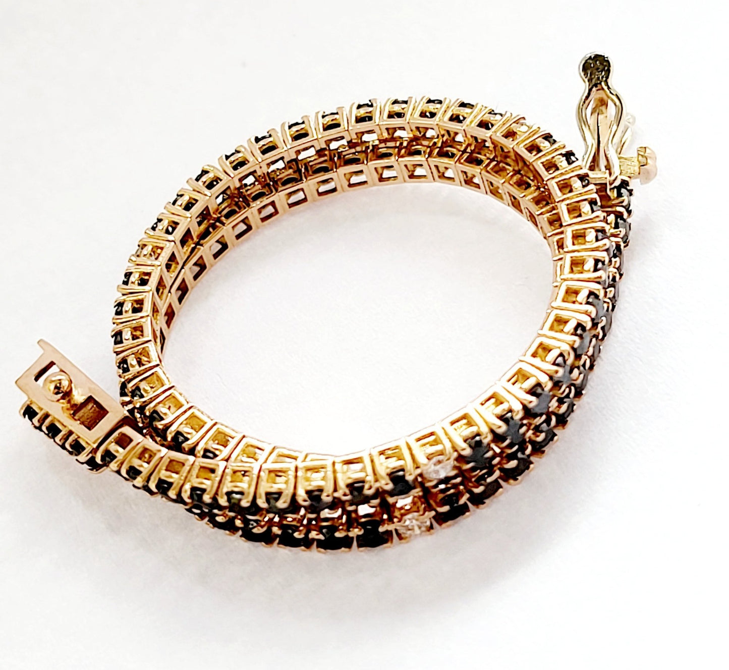 Bracciale Tennis Astralia in Oro Rosa con Diamanti neri 2,40 ct e bianchi 0,15 ct 18 kt (750)