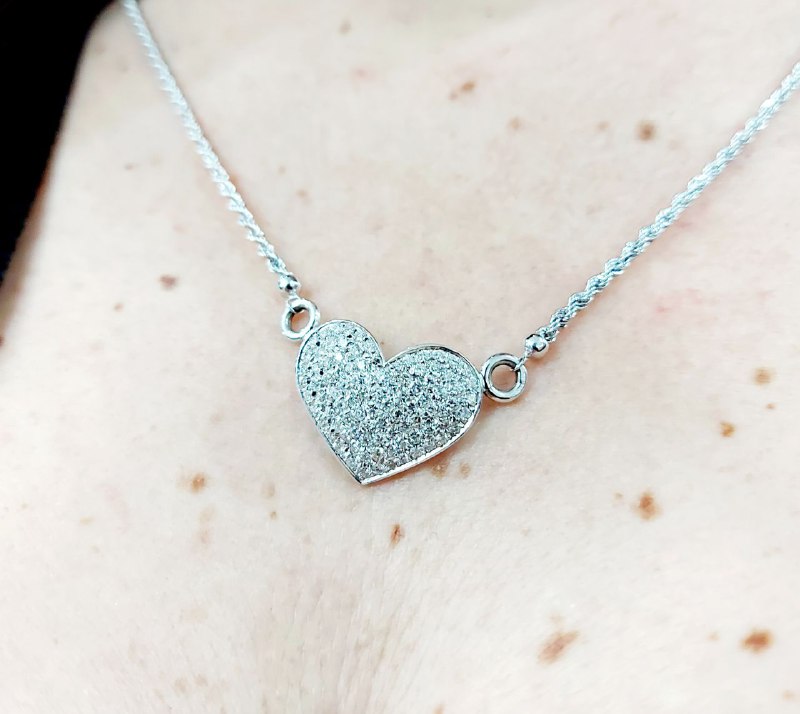 Collana con pendente cuore in Oro bianco con Diamanti 1,75 ct 18 kt (750)