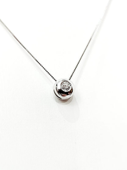 Collana e pendente punto luce a cipollina in Oro Bianco con Diamante 0,15 ct 18 kt (750)