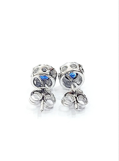 Orecchini in Oro Bianco con Zaffiri 0,80 ct e Diamanti 0,60 ct 18kt (750)