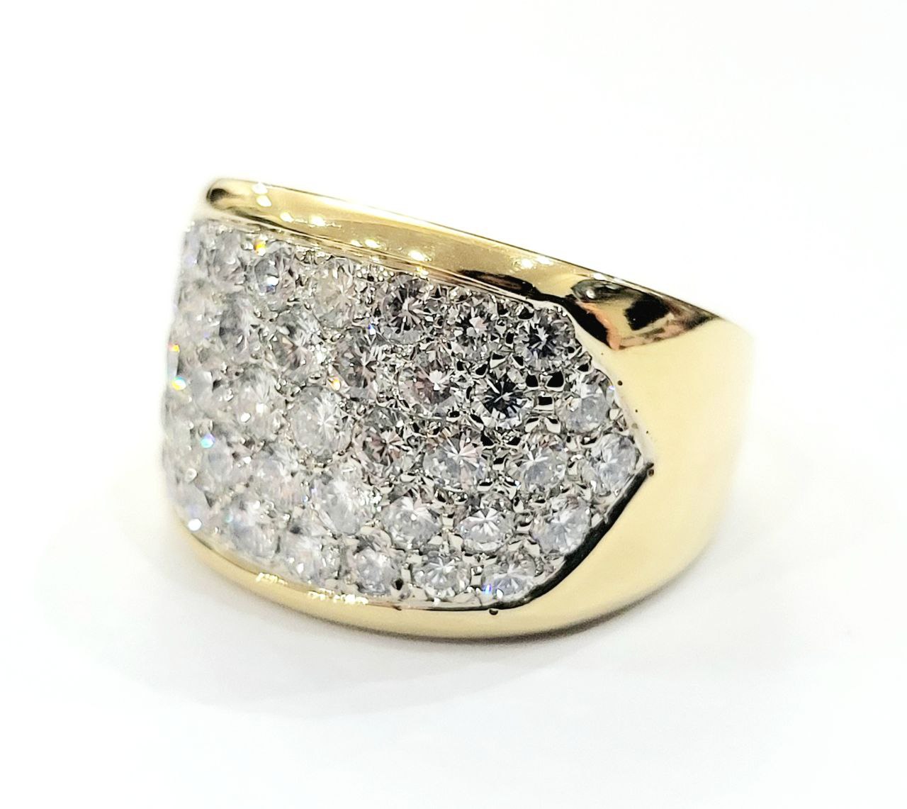 Anello a fascia in Oro Bianco e Oro Giallo con Diamanti ct 3,08 18 kt (750)